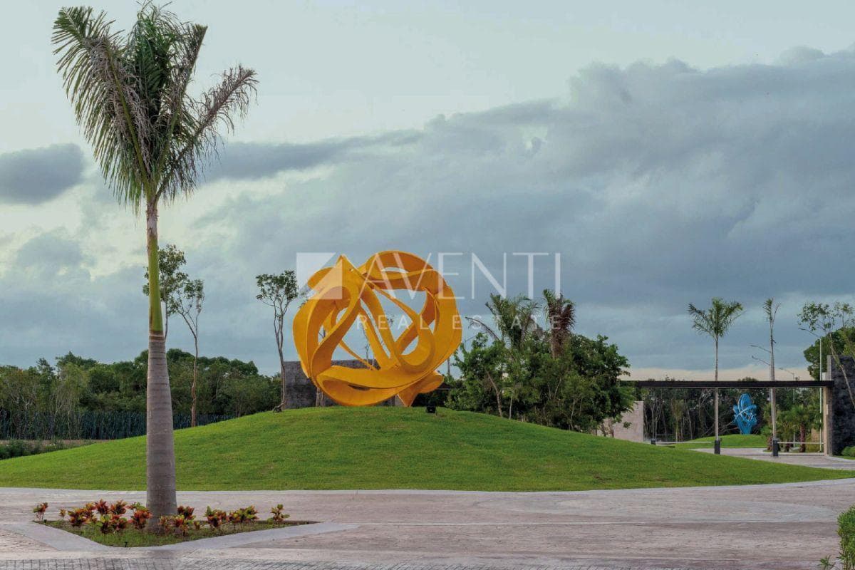 Residential Lot for Sale, Lausana, Carretera Colosio, Cancún
