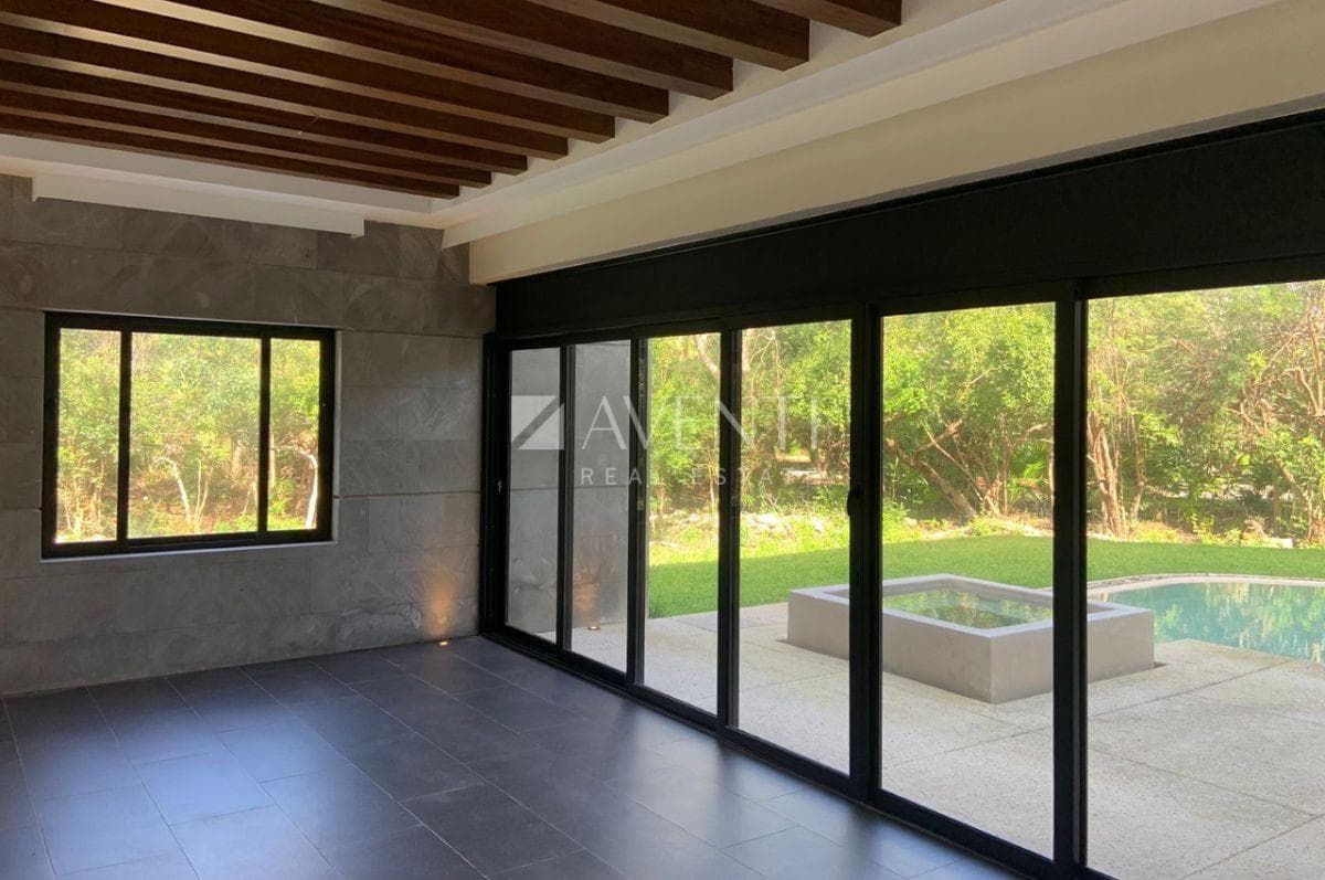House for Sale, Country Club, Cancún, Quintana Roo.