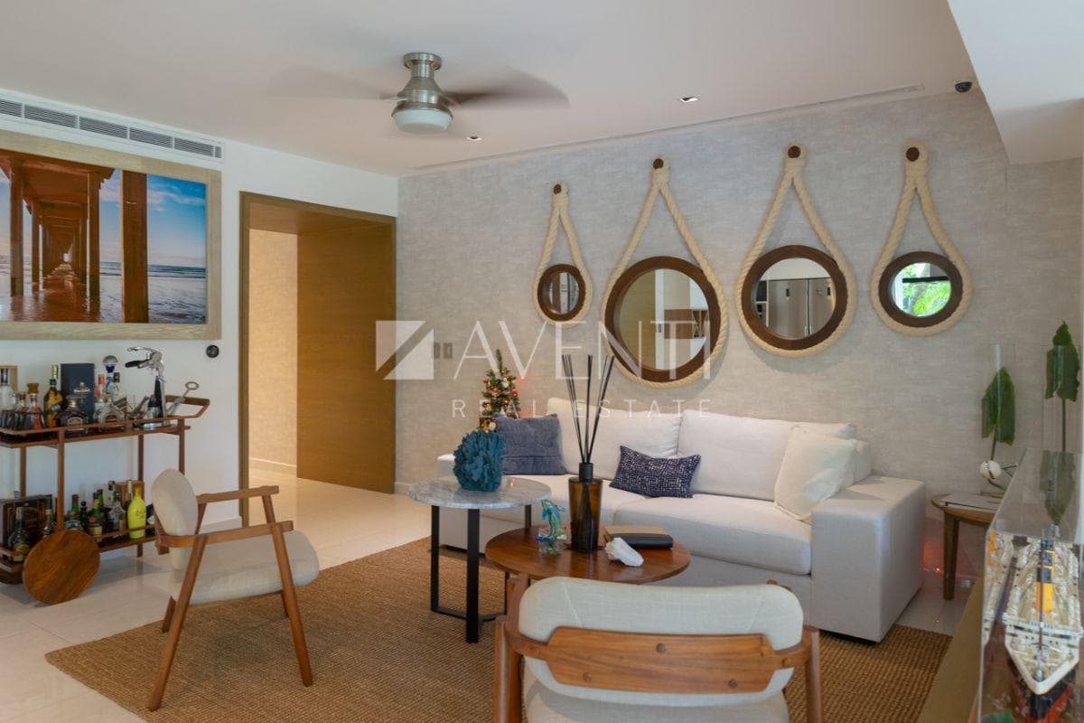 APARTMENT FOR SALE, ISLA DORADA, CANCUN HOTEL ZONE, CANCUN