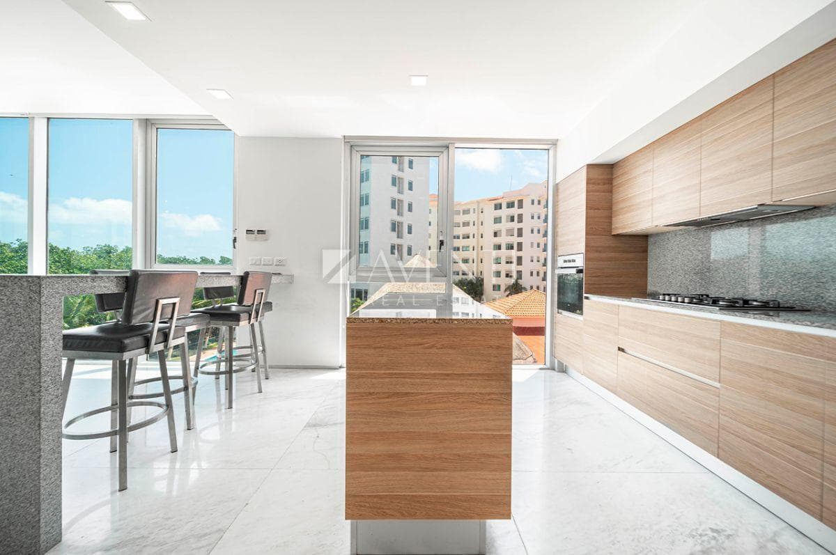 Furnished apartment for sale, Torres Doradas, Cancún, Quintana Roo.