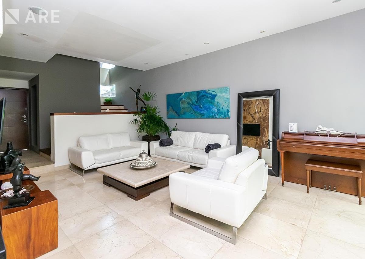 Furnished house available, Isla Dorada Residencial, Cancún, Quintana Roo.