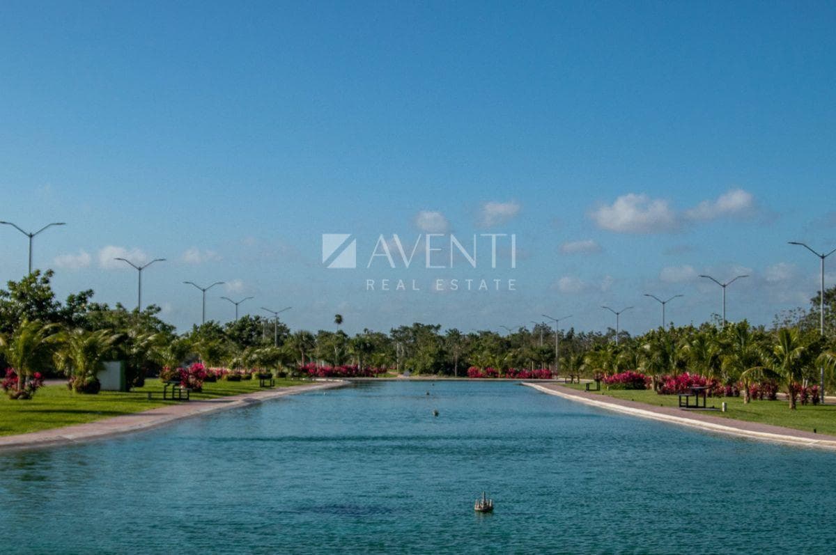 Residential Lot for Sale, Rio, Huayacán, Cancún