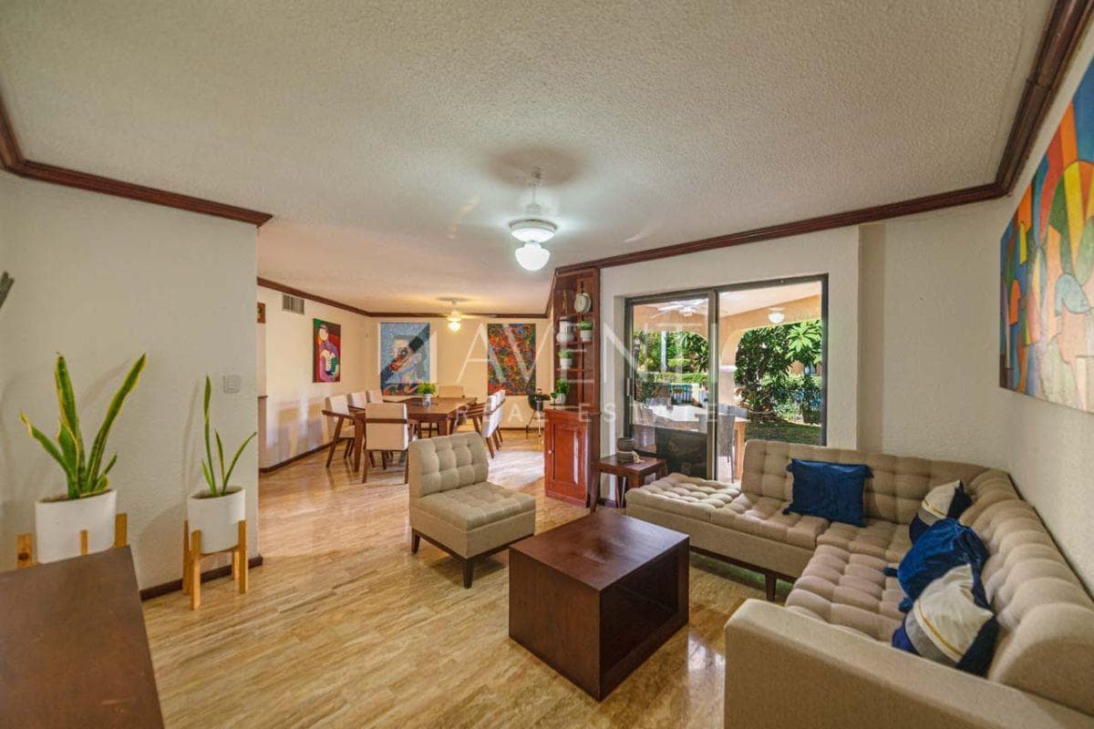 Furnished house for sale, Pok Ta Pok Residencial, Cancún.