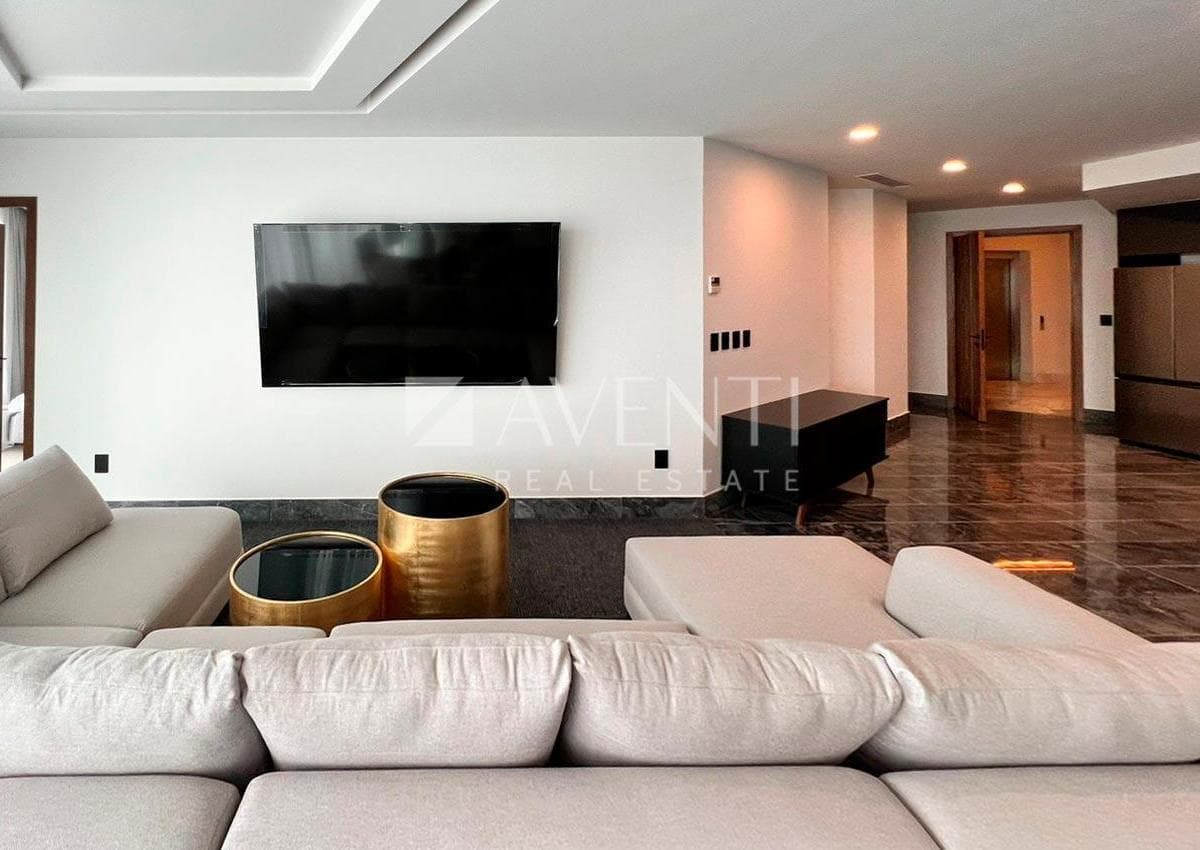 Furnished apartment available, Shark Tower, Cancún.