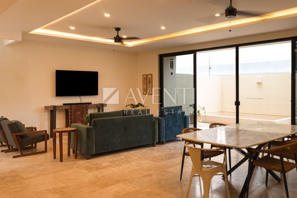 House for Sale, Via Cumbres, Huayacán, Cancún