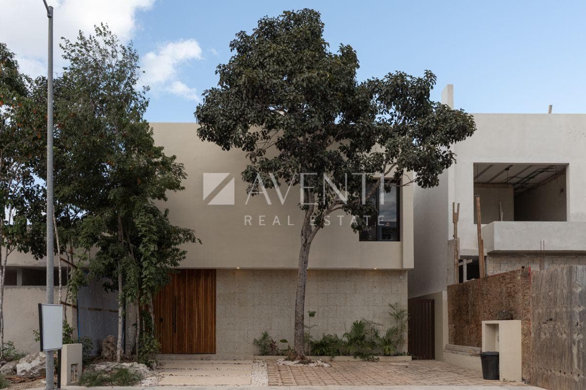 House for Sale, Via Cumbres, Huayacán, Cancún