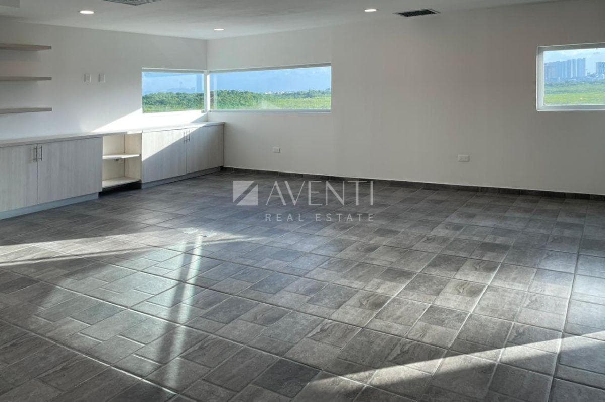 OFFICE FOR SALE: DIOMEDA COMMERCIAL BUSINESS, PUERTO CANCÚN