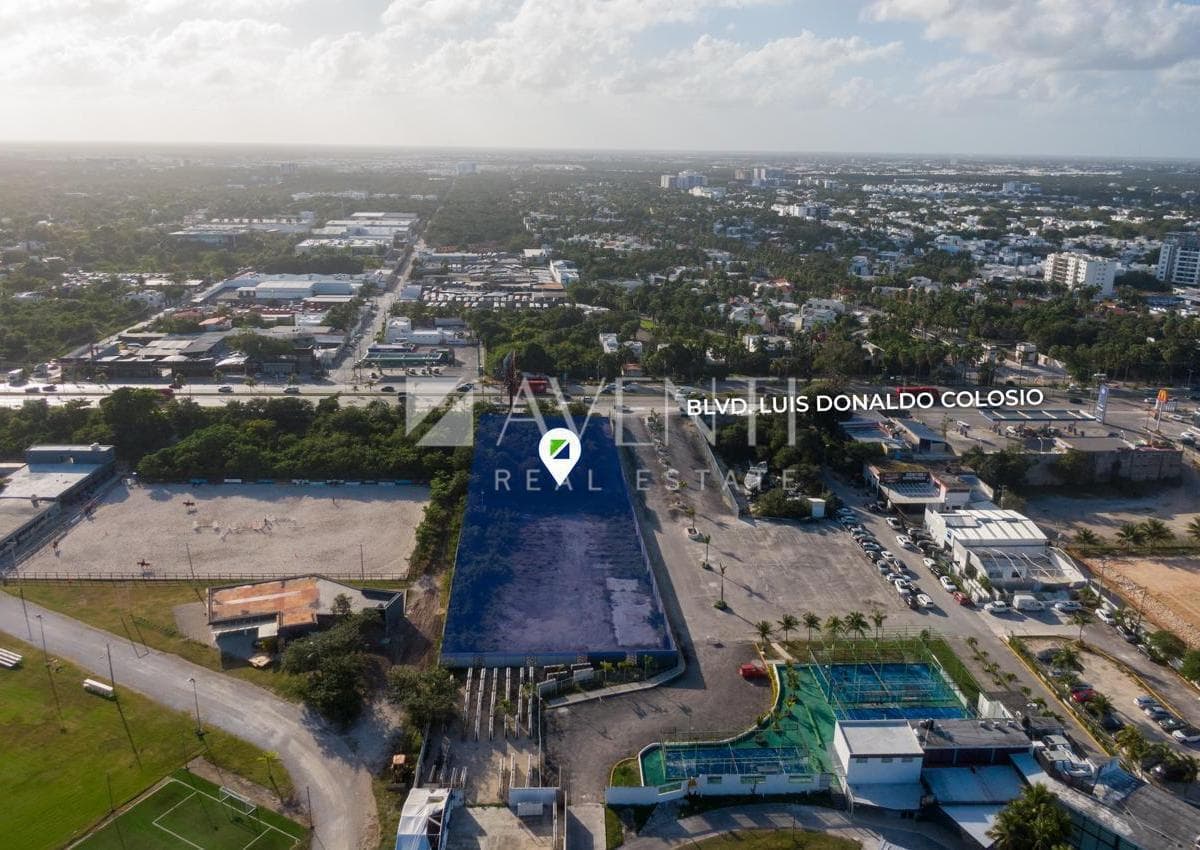 Land for Sale, Colosio Ave., Cancún, Quintana Roo.