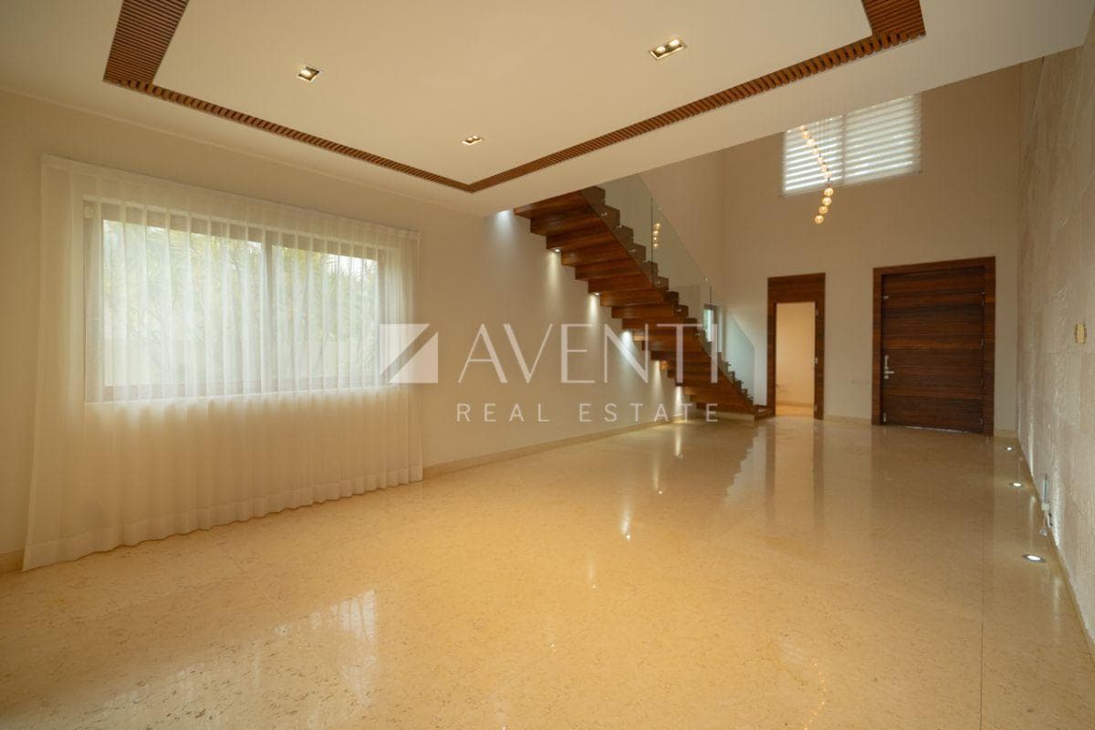 HOUSE FOR SALE, LOS CANALES, PUERTO CANCÚN, CANCÚN