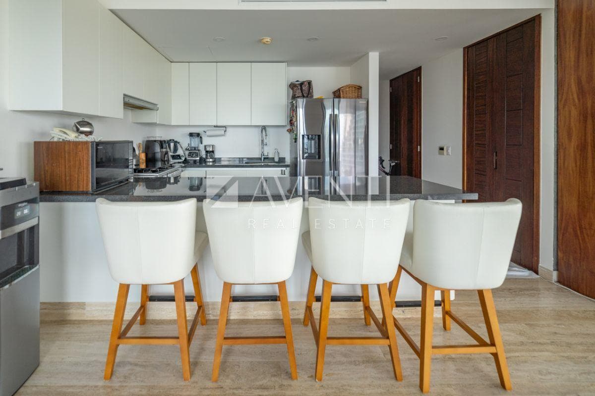 Apartment for sale at Marina Condos, Puerto Cancún.