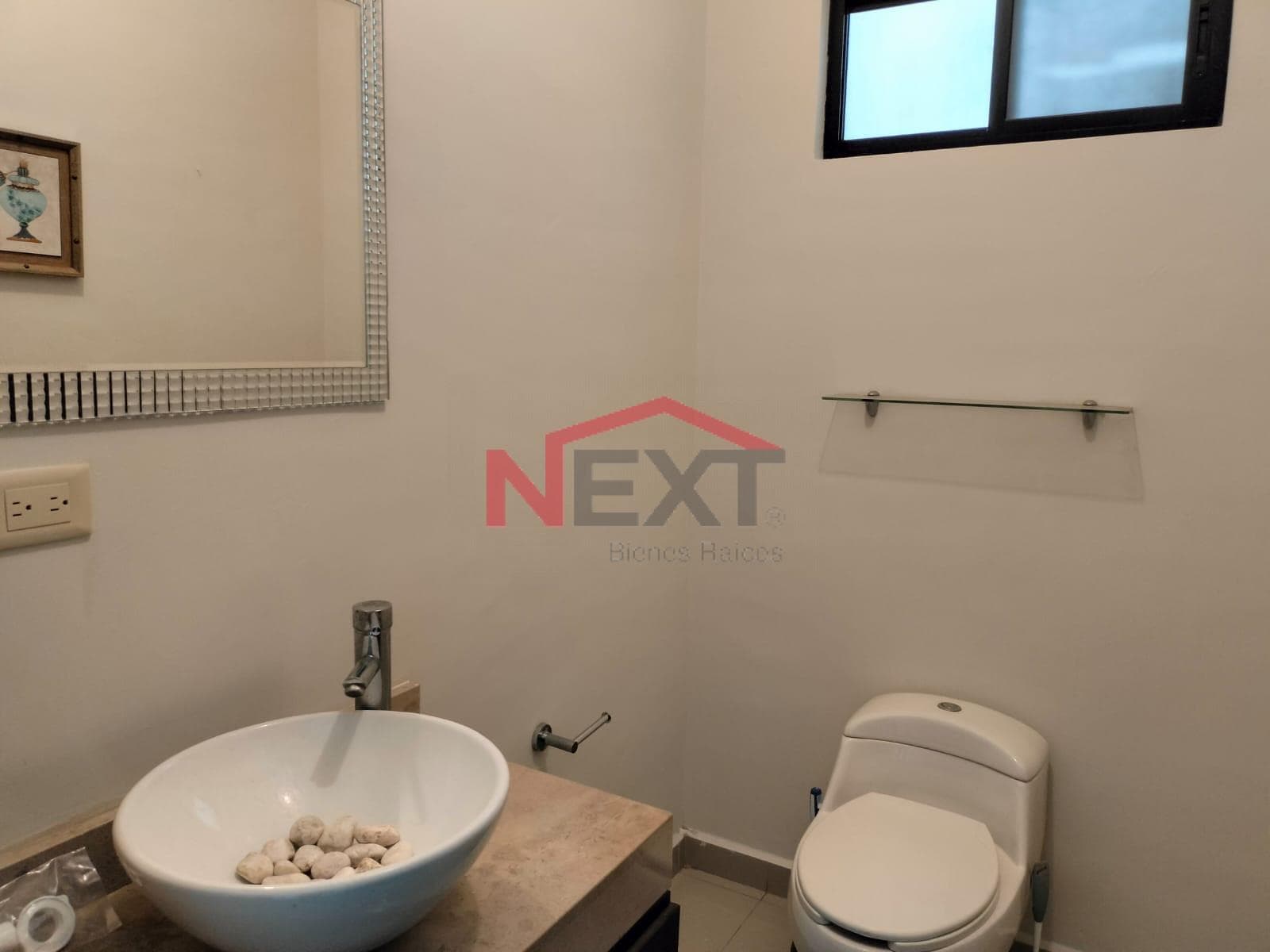 House for Sale Across from a Park in Privanzas del Campestre