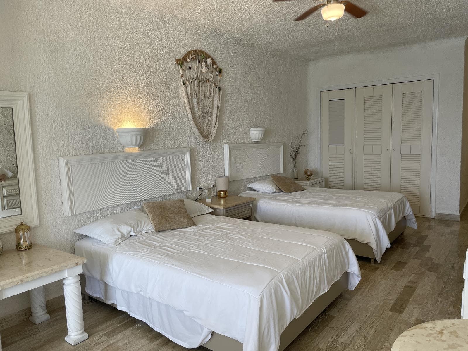 Apartment for Rent in Cancún - Beachfront