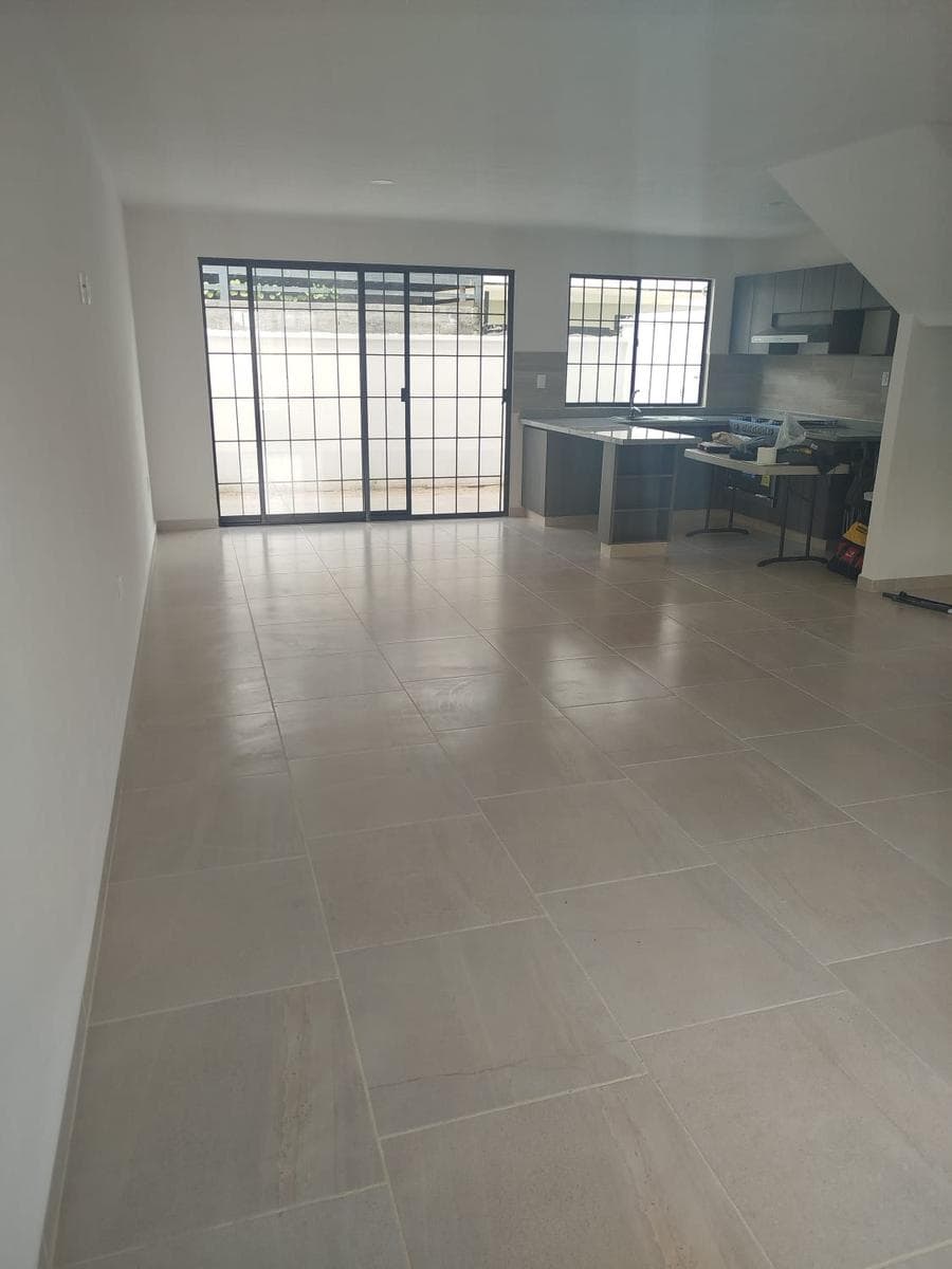 House in the Siglo XXI Industrial Park