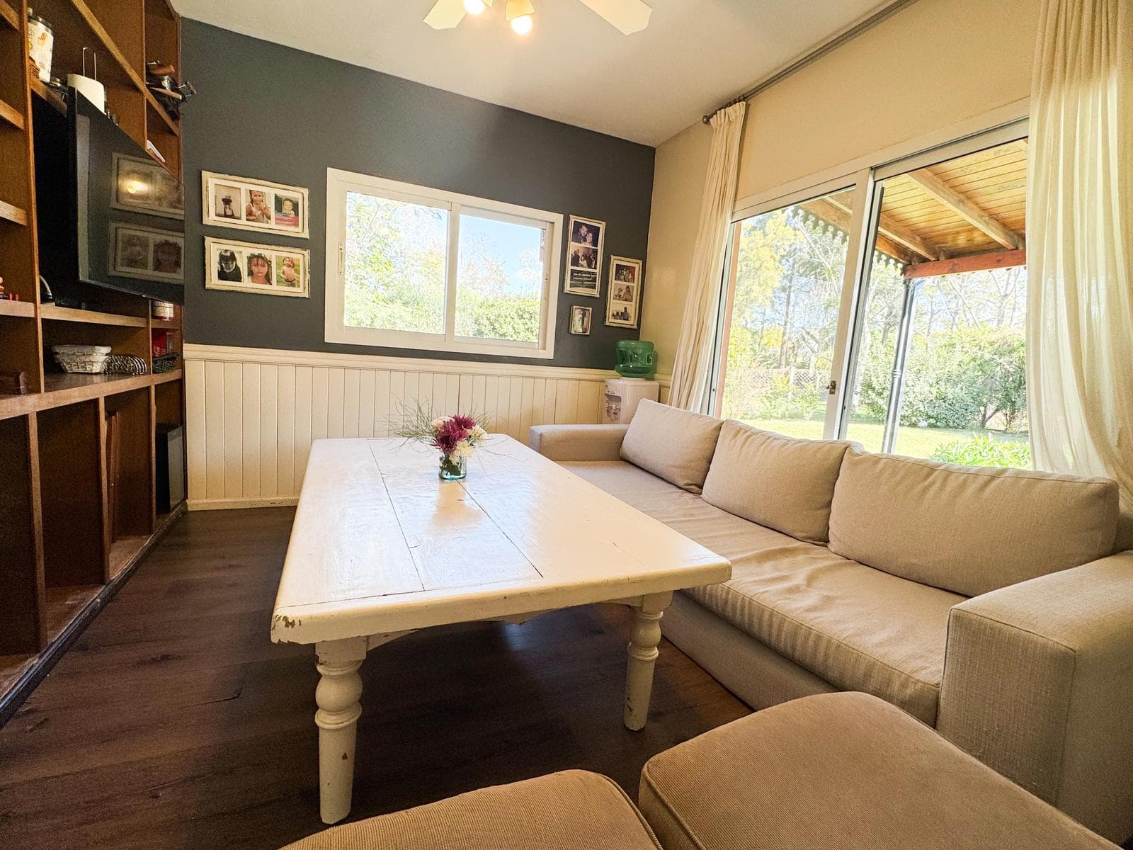 House for Sale in the Santa Barbara NeighborhoodHouse