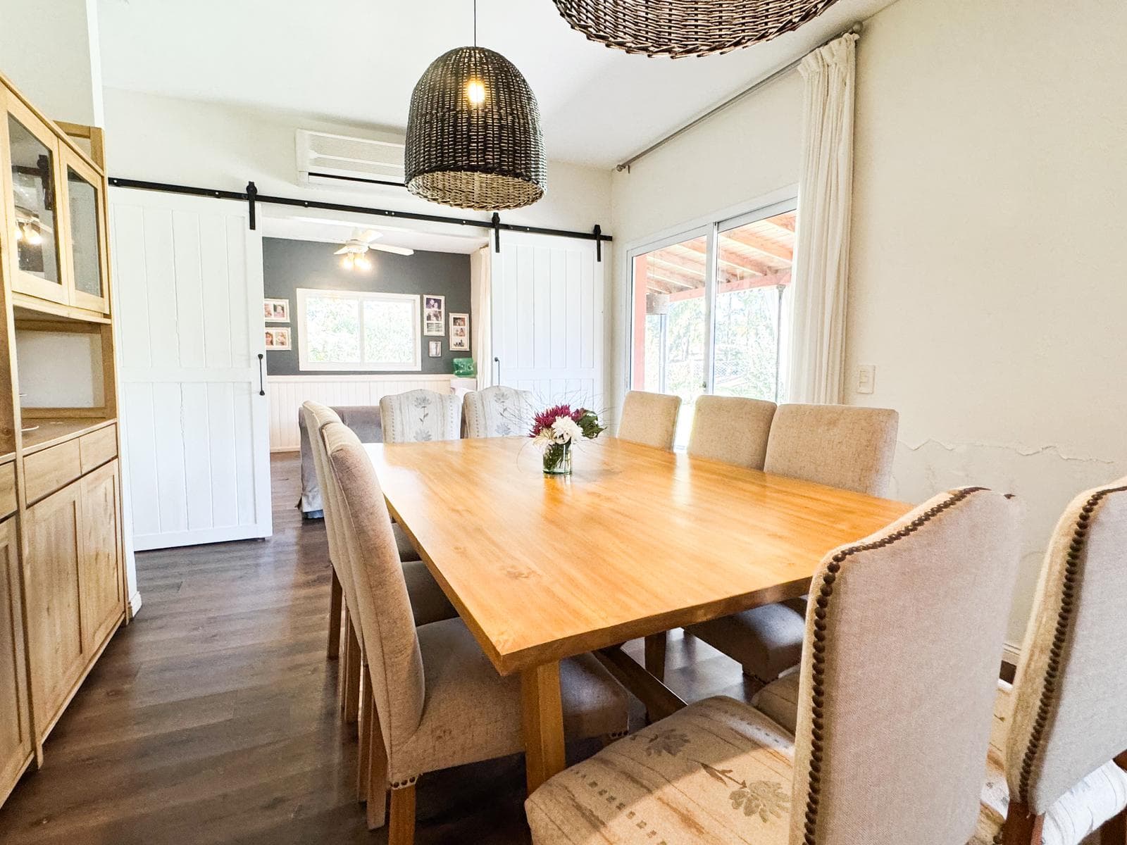 House for Sale in the Santa Barbara NeighborhoodHouse