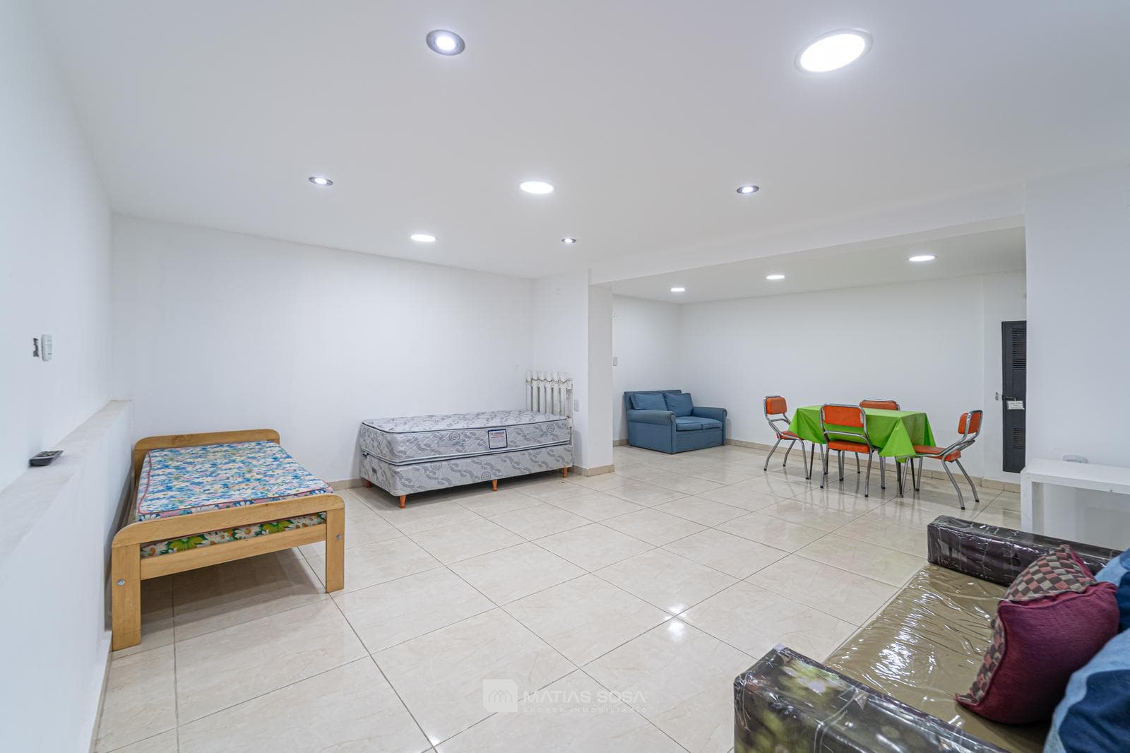For Sale: 4-room house—plus apartment—garage—patio and barbecue area in San Carlos