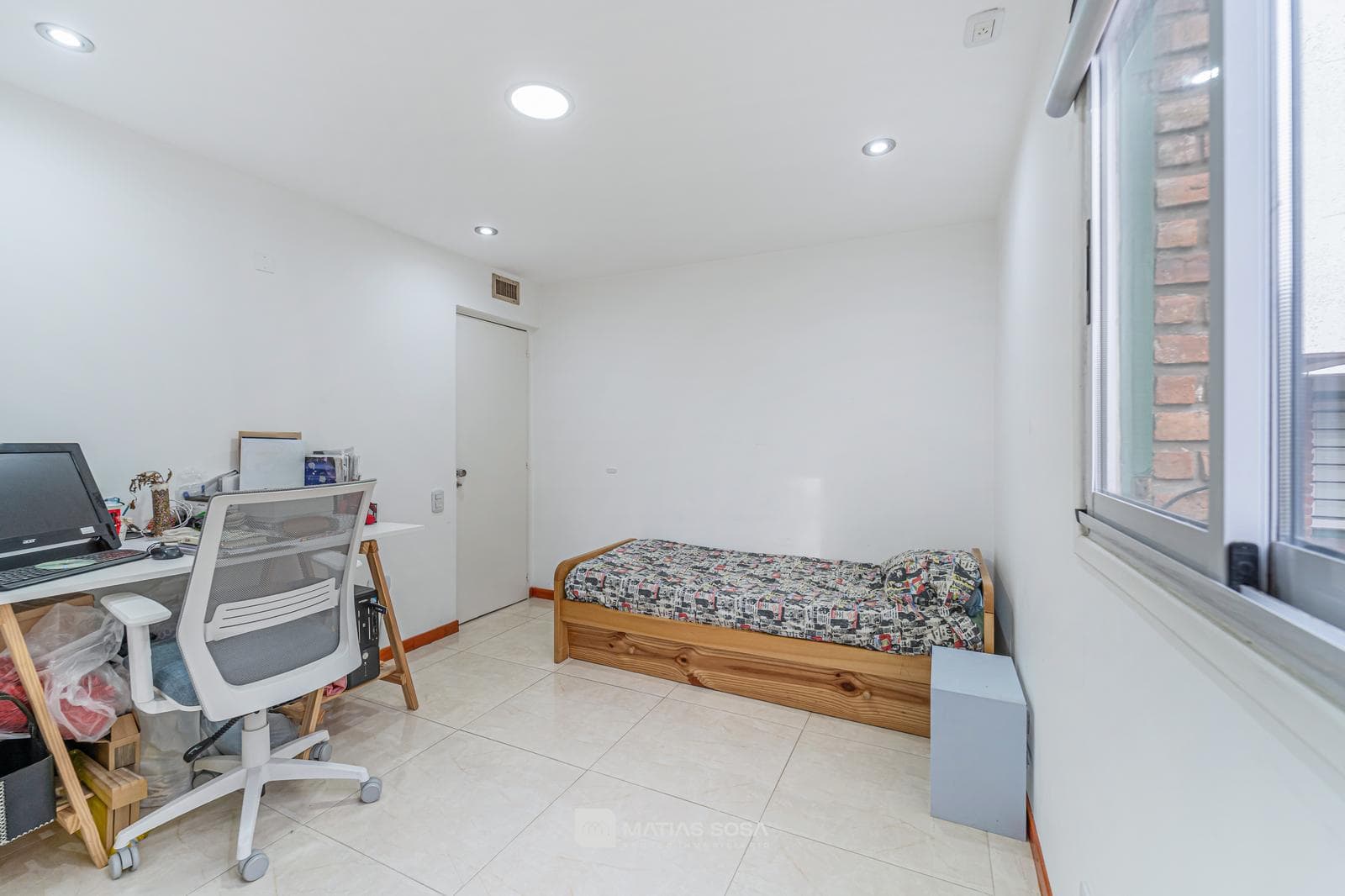 For Sale: 4-room house—plus apartment—garage—patio and barbecue area in San Carlos