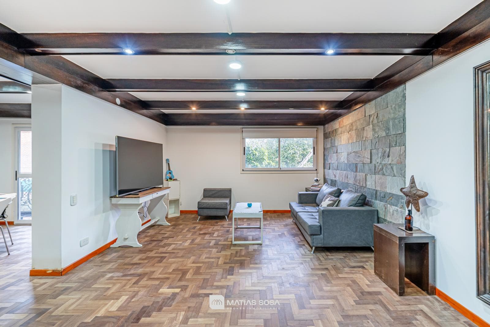 For Sale: 4-room house—plus apartment—garage—patio and barbecue area in San Carlos