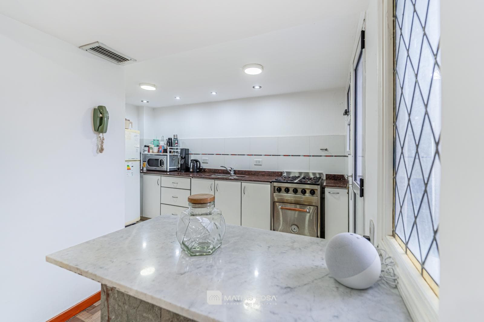 For Sale: 4-room house—plus apartment—garage—patio and barbecue area in San Carlos