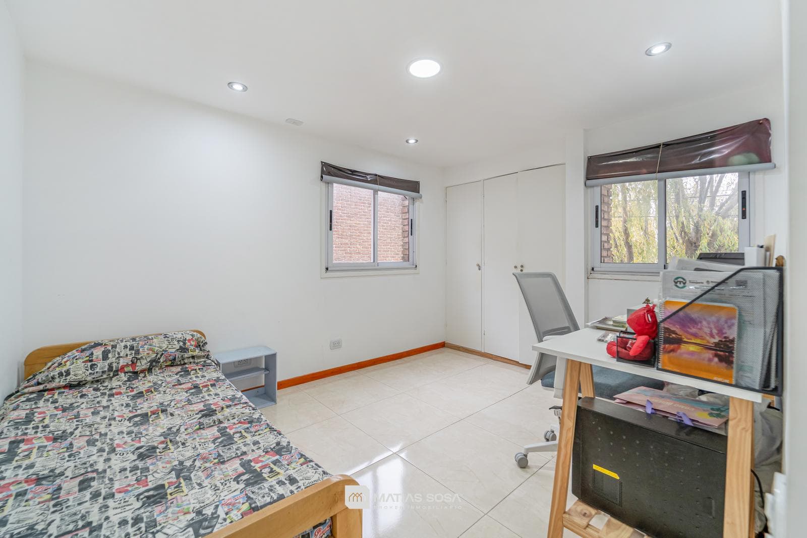 For Sale: 4-room house—plus apartment—garage—patio and barbecue area in San Carlos