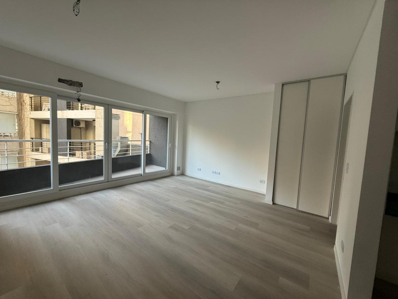 STUDIO APARTMENT FOR SALE WITH BALCONY IN PALERMO