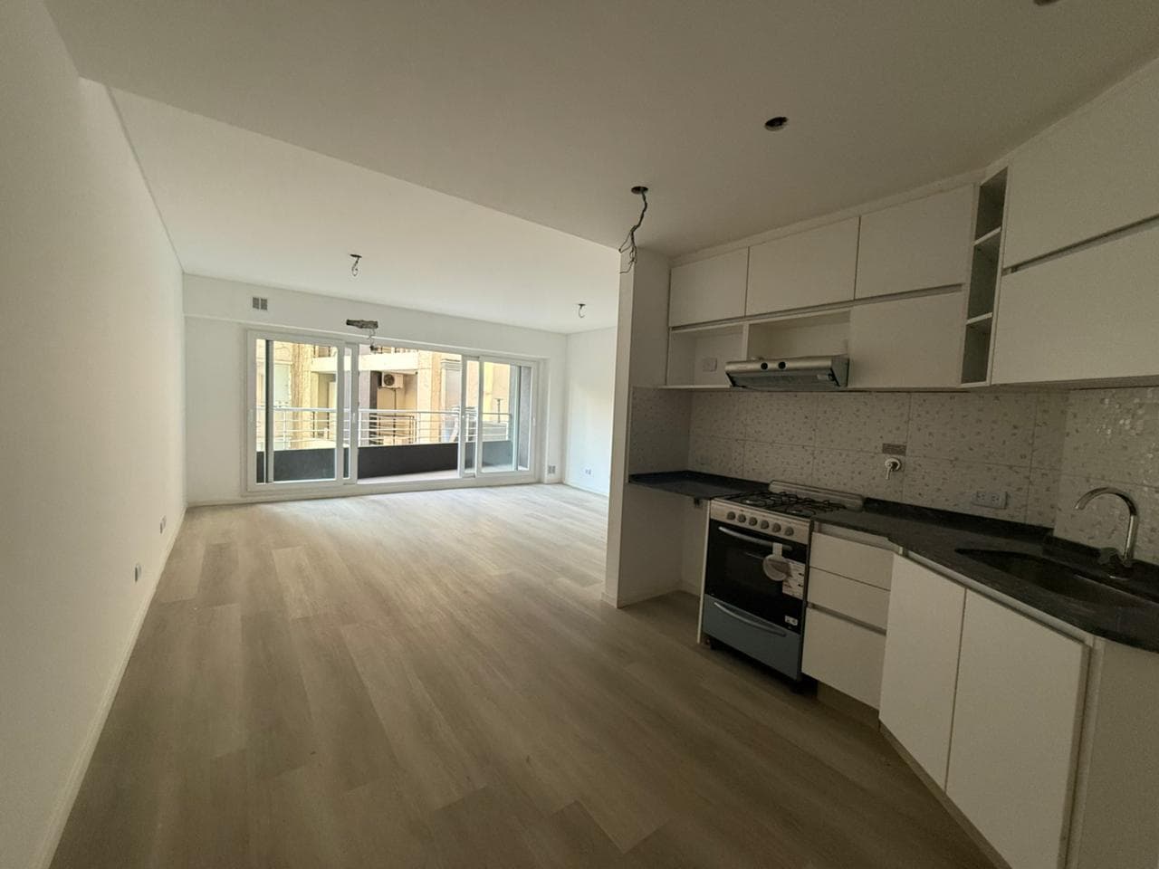 STUDIO APARTMENT FOR SALE WITH BALCONY IN PALERMO