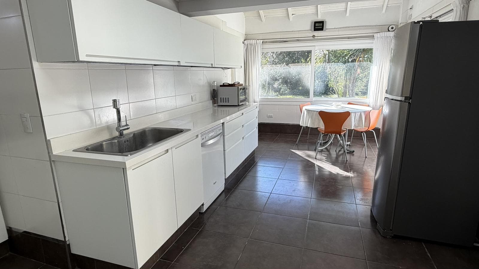 6-Room House for Sale in Pilar