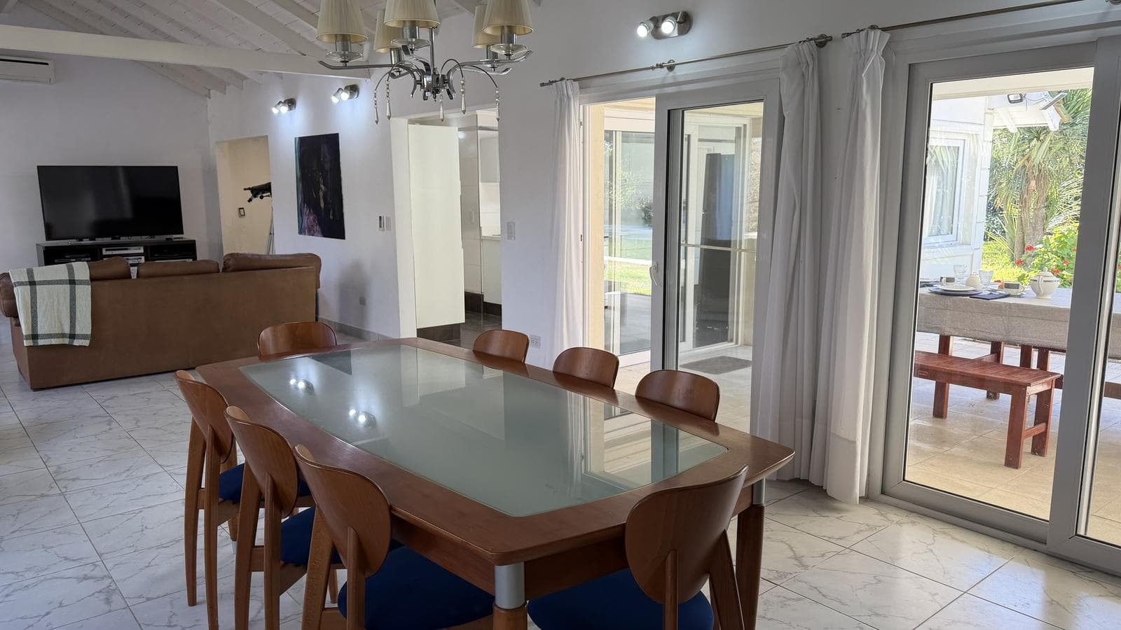 6-Room House for Sale in Pilar
