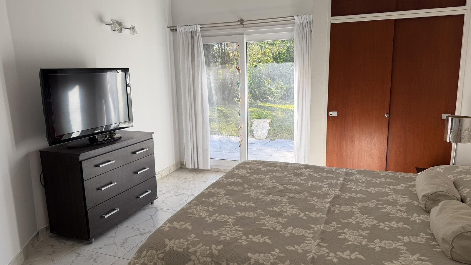 6-Room House for Sale in Pilar