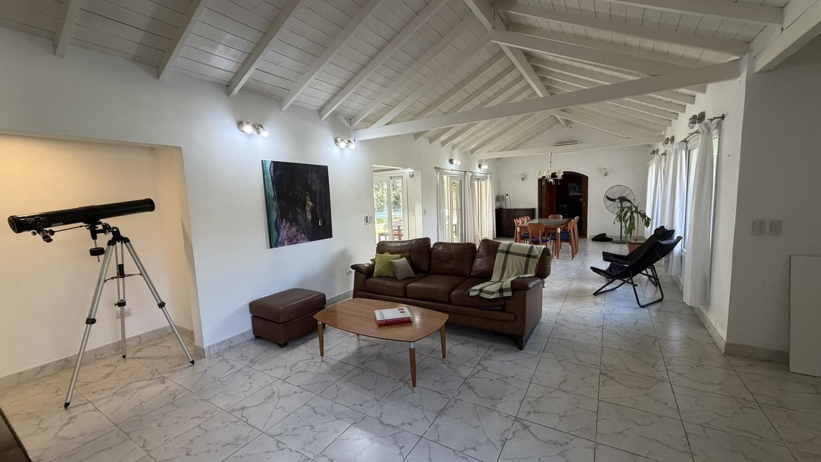 6-Room House for Sale in Pilar