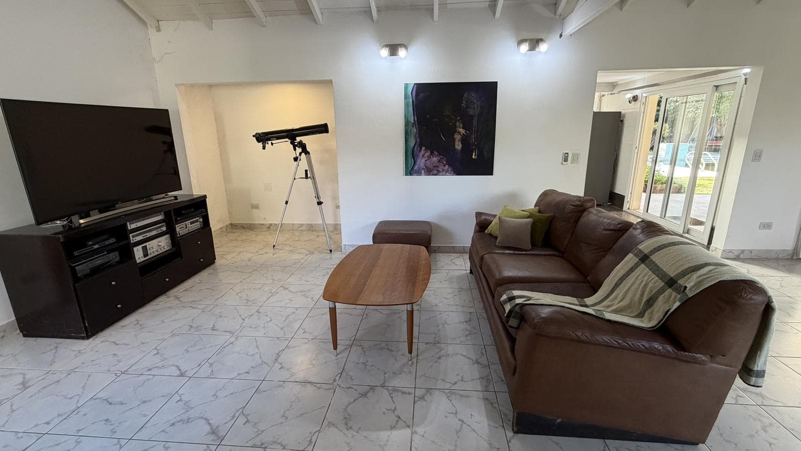 6-Room House for Sale in Pilar