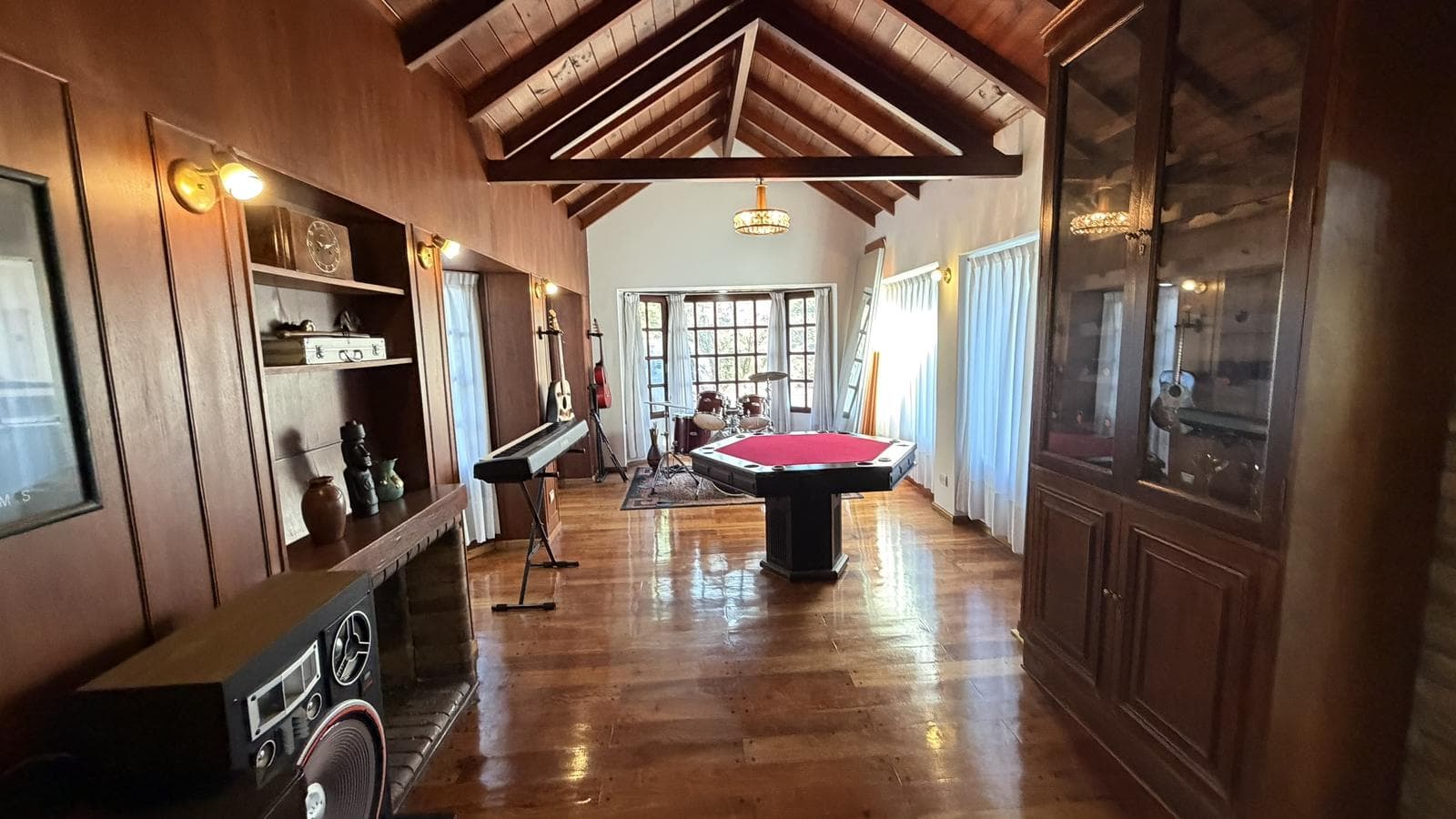 6-Room House for Sale in Pilar