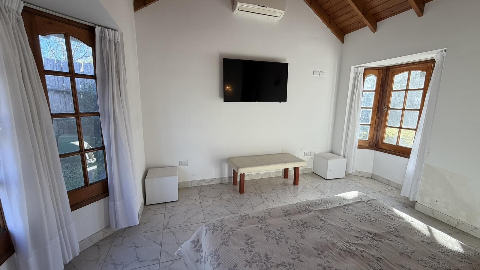 6-Room House for Sale in Pilar