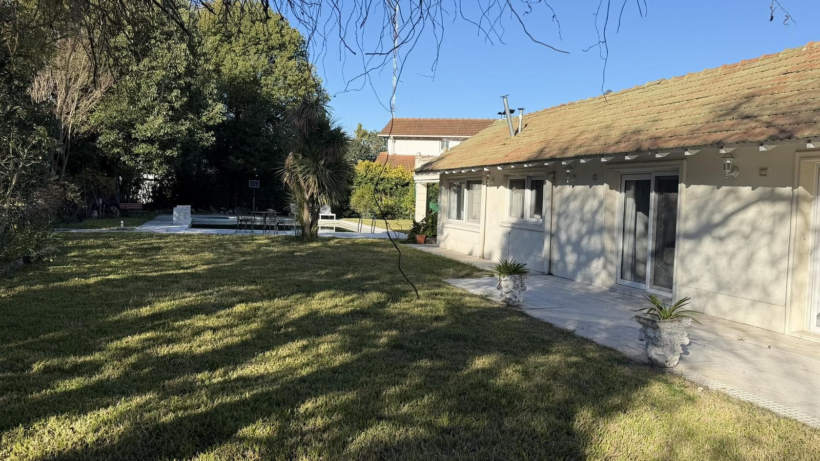 6-Room House for Sale in Pilar