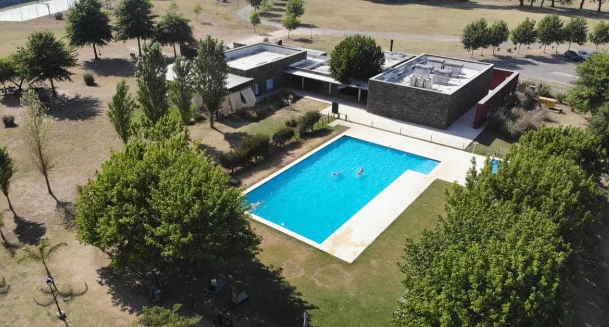For Sale: 605-square-meter lot in the San Sebastian neighborhood of Pilar
