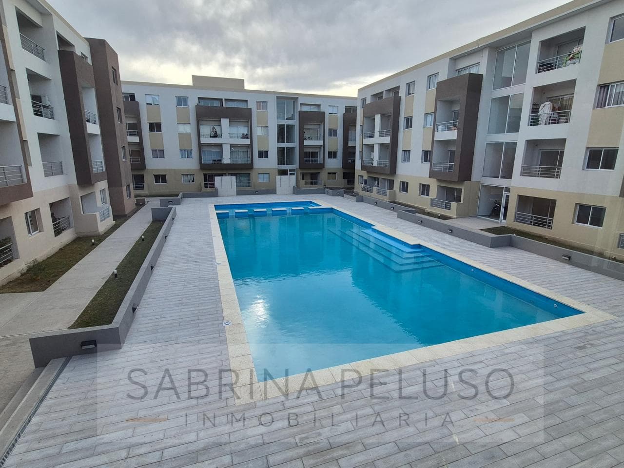 Apartment in Paso Del Rey
