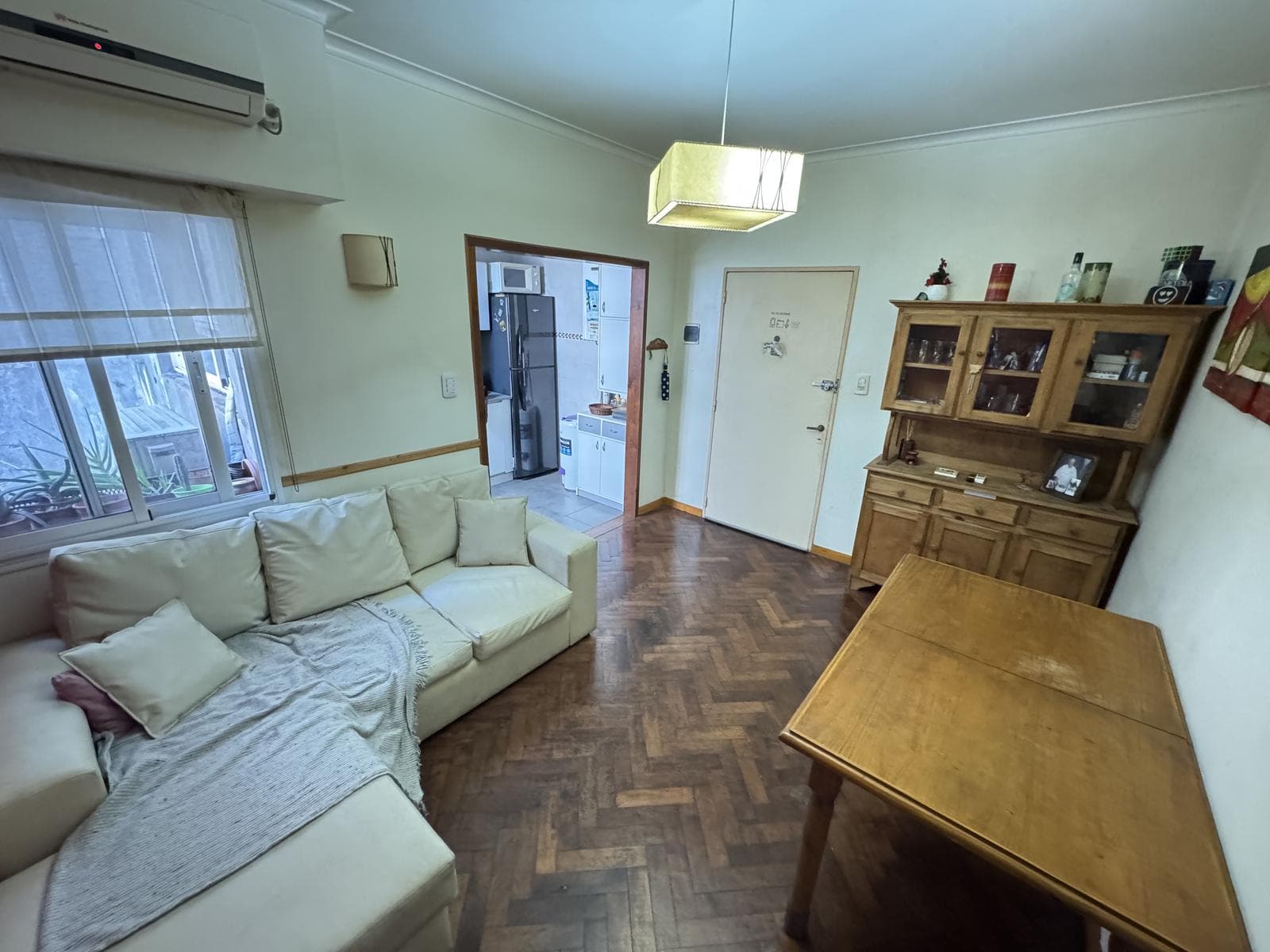 Bargain! Fully furnished 3-room apartment in Balvanera—1 block from Shopping Abasto