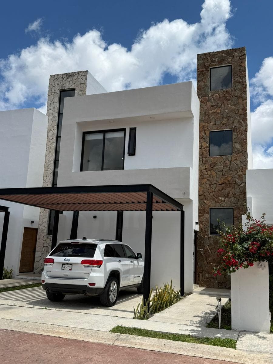 House for Rent, Residencial Río, 3 bedrooms, spacious rooms, Cancún