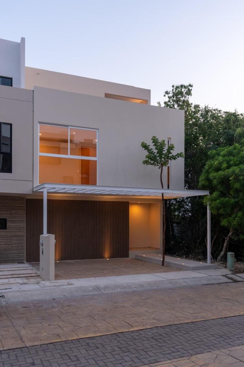 Beautiful House for Rent in Arbolada by Cumbres, Three Bedrooms, Cancún