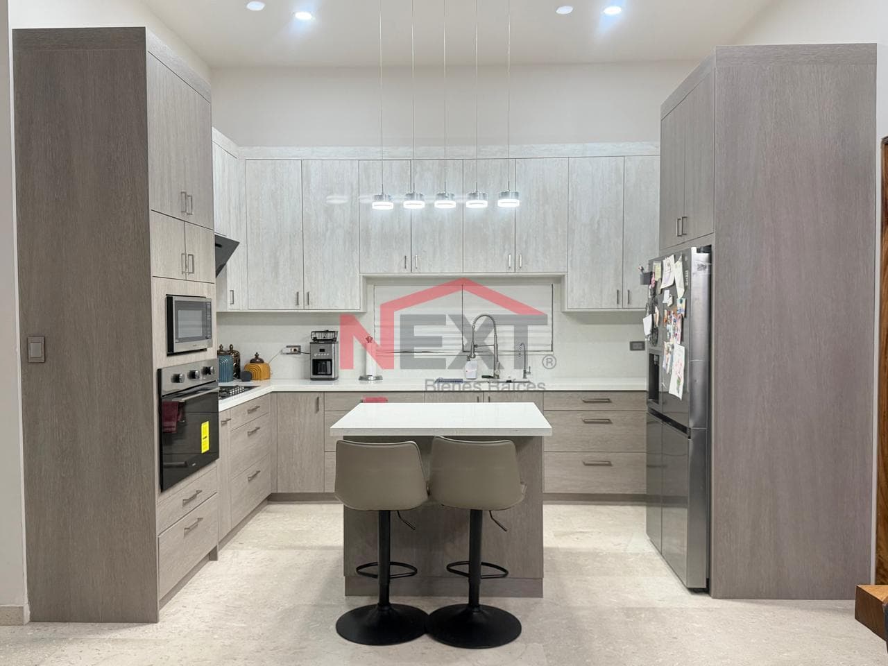 HOUSE FOR SALE IN CONCORDIA RESIDENCIAL