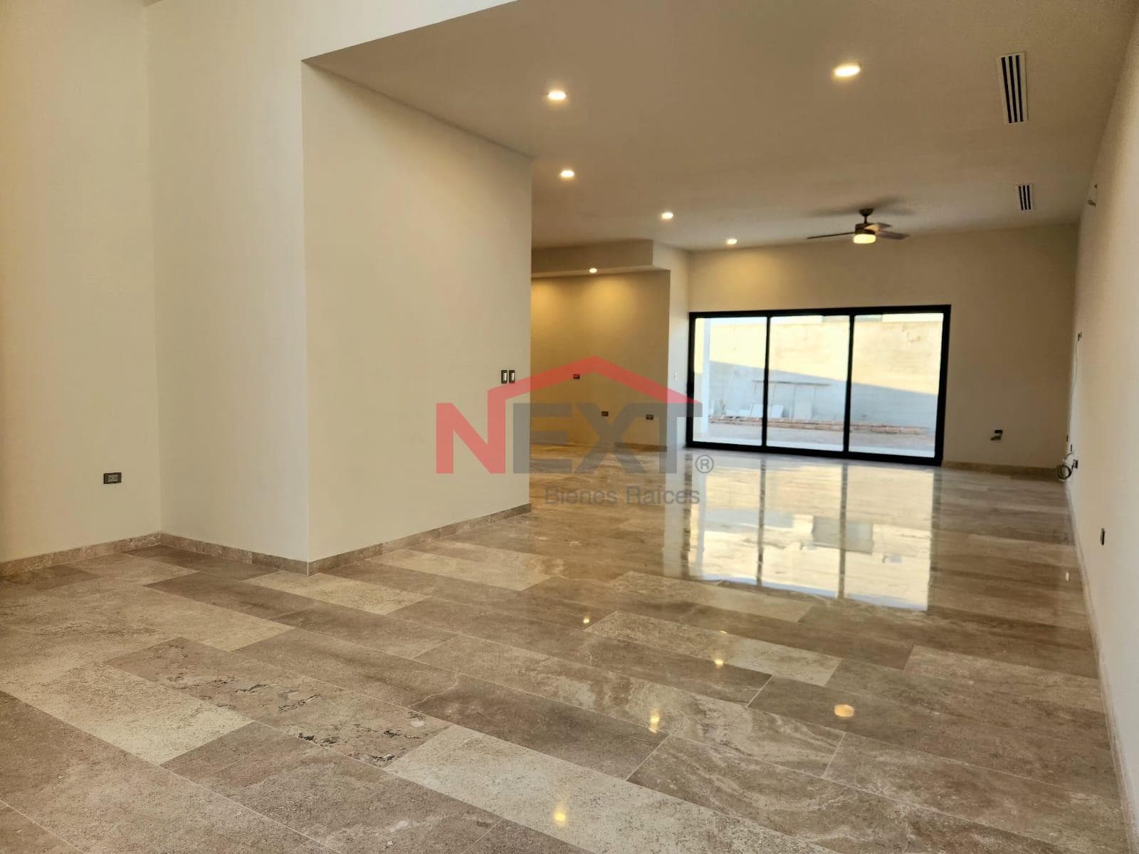 HOUSE FOR SALE IN CONCORDIA RESIDENCIAL