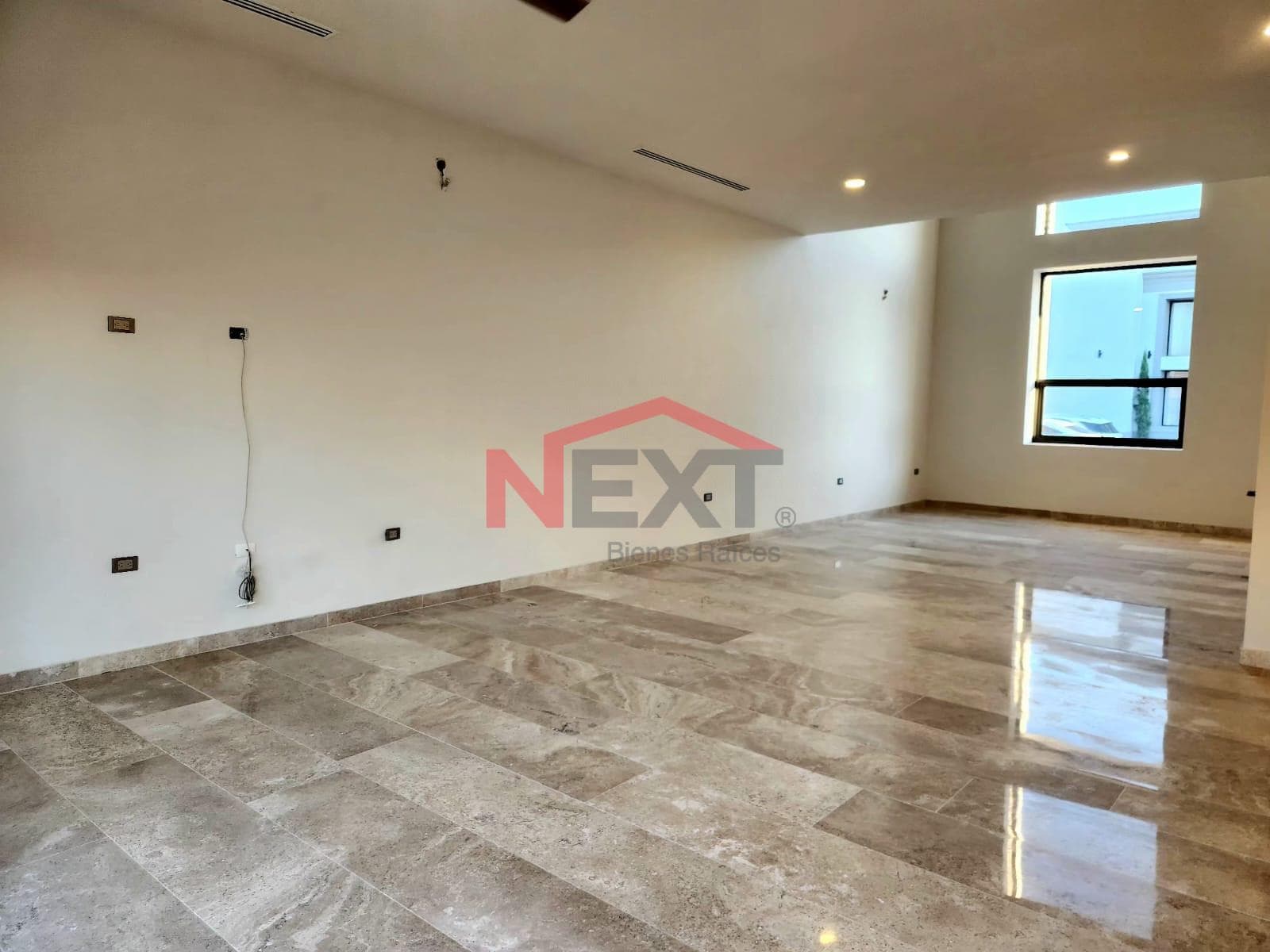 HOUSE FOR SALE IN CONCORDIA RESIDENCIAL