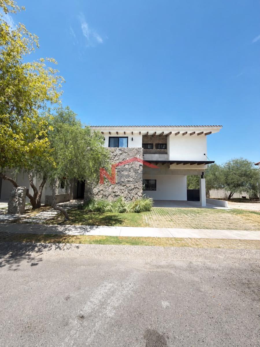 HOUSE FOR SALE IN LAS RIBERAS, ALICANTE SECTION
