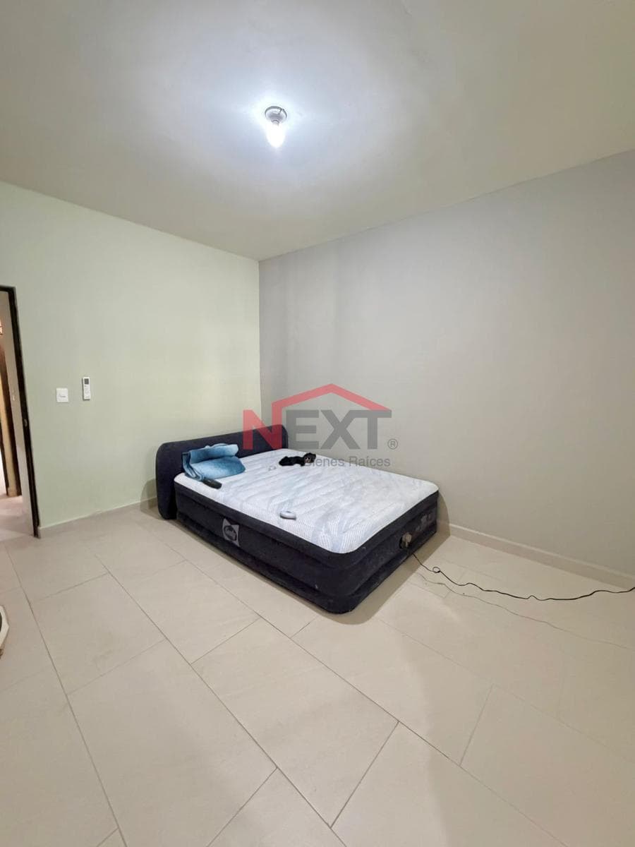 HOUSE FOR RENT IN THE BALDERRAMA NEIGHBORHOOD