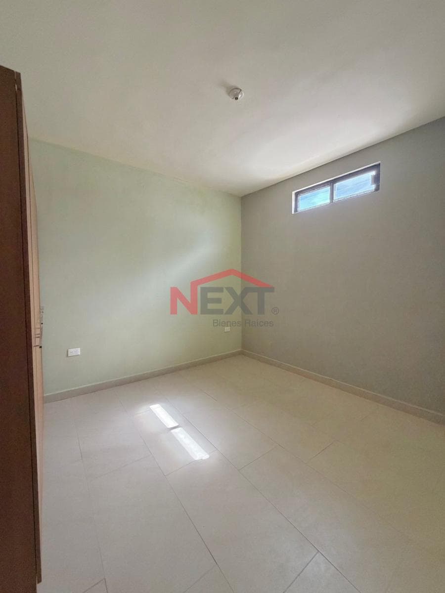HOUSE FOR RENT IN THE BALDERRAMA NEIGHBORHOOD