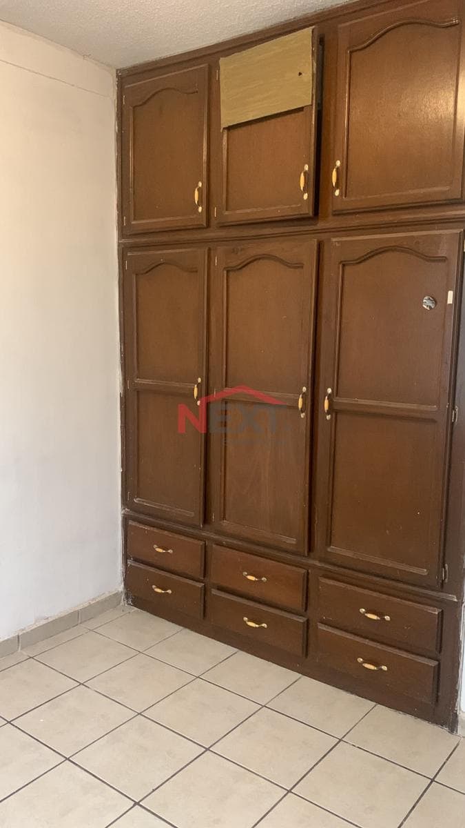 HOUSE FOR RENT IN COL. LAS LOMAS