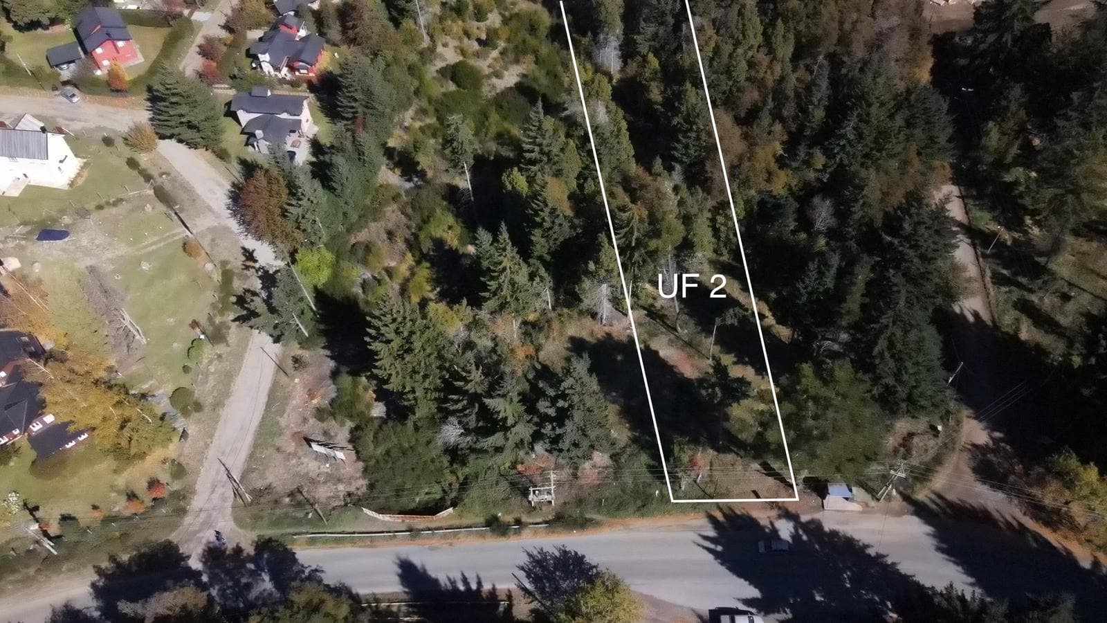 Land for sale, ideal for commercial or tourism use
