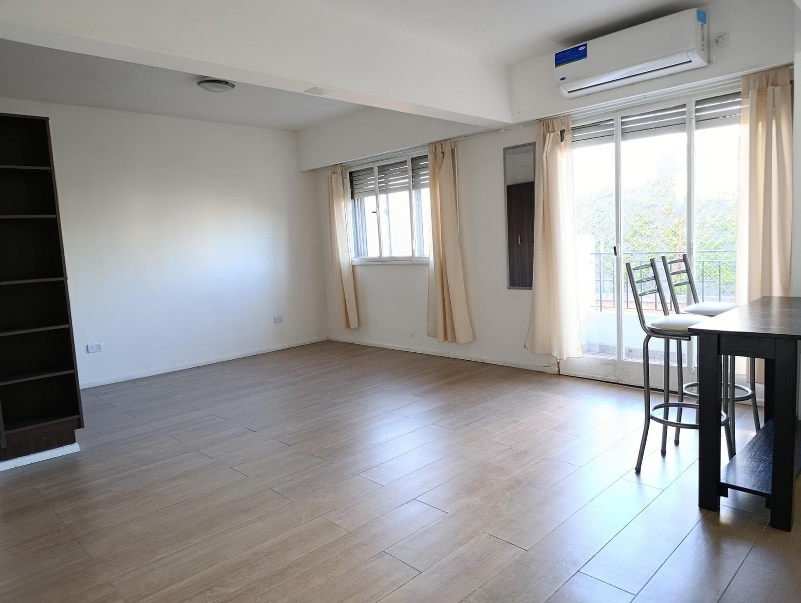 For Sale: Studio Apartment in San Telmo, Can Be Divided, 37 m²-