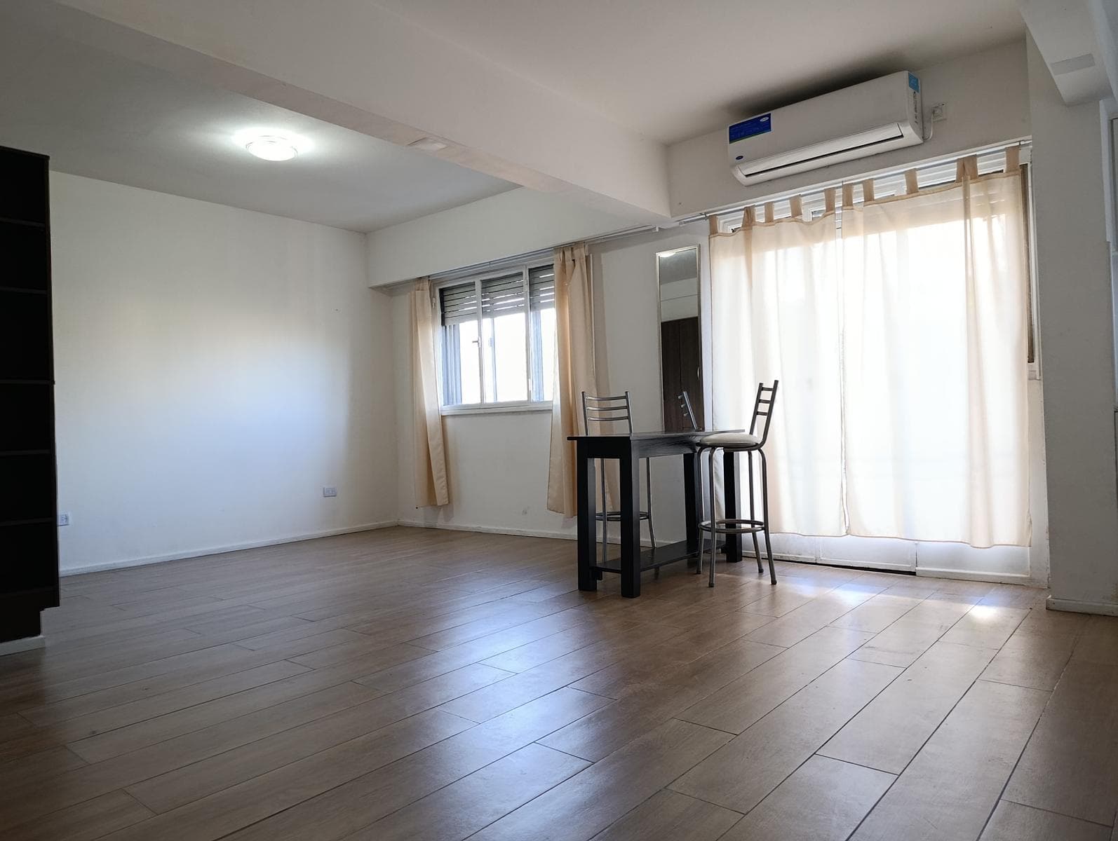 For Sale: Studio Apartment in San Telmo, Can Be Divided, 37 m²-