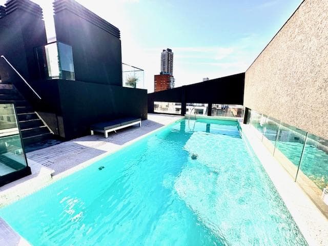 SHORT-TERM RENTAL: 2-ROOM APARTMENT WITH BALCONY AND GARAGE IN PALERMO